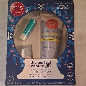 EOS Winter Gift Set with Blue and Cream Packaging